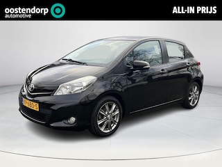 Toyota Yaris 1.3 VVT-i Dynamic | Airco | Parkeer camera | Licht metalen velgen | Armsteun |