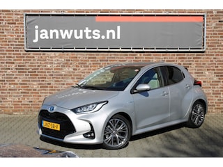 Toyota Yaris 1.5 Hybrid Lounge + Panoramadak + Leer