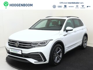 Volkswagen Tiguan 1.4 TSI eHybrid R-Line Business+ | SoH 98% | Panoramadak | Trekhaak | Parkeerassistent | Keyless | Achteruitrijcamera | Adaptieve cruise control | Dodehoek detectie | Navigatie |