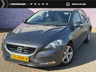 Volvo V40 1.6 D2 Kinetic | 12 maanden BOVAG garantie | Trekhaak | Dealeronderhouden | Navigatie | Climate Control | Parkeercamera | Parkeersensoren | High Performance Audio