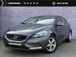 Volvo V40 1.6 D2 Kinetic | 12 maanden BOVAG garantie | Trekhaak | Dealeronderhouden | Navigatie | Climate Control | Parkeercamera | Parkeersensoren | High Performance Audio