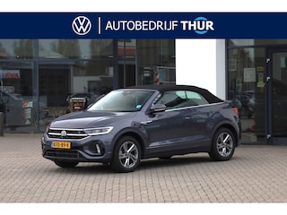 Volkswagen T-Roc 1.5 TSI R-Line afneembare trekhaak navigatie Side assist R Line in en exterieur stoel en stuurwiel verwarming 4 seizoenen banden afneembare trekhaak 2 zone clima draadloos carplay LED plus