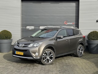 Toyota RAV4 2.0 Style 4WD | Navigatie | Camera | Stoelverwarming | Cruise Control |