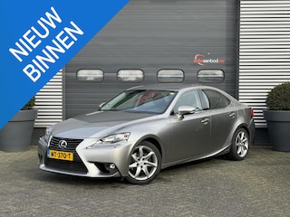 Lexus IS 300h Business Line Pro | Navigatie | Camera | DAB | Lederen Bekleding | Lichtmetalen Velgen |