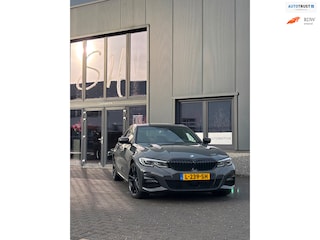 BMW 330e xDrive High Executive M / PANO / HUD / MEMORY / DRAVIT GRAU