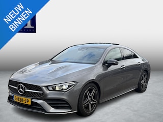 Mercedes-Benz CLA 180 Business Solution AMG VAN € 30.900,- VOOR € 28.440,- UW LENTEVOORDEEL € 2.460,-! | PANO | AMG-LINE | STOELVERWARMING | SFEERVERLICHTING| CAMERA| KEYLESS|
