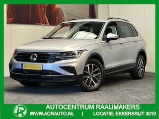 Volkswagen Tiguan 1.4 TSI eHYBRID 245PK NAVIGATIE ADAPTIVE CRUISE CONTROL STOEL EN STUUR VERWARMING APPLE CARPLAY/ANDROID RIJSTROOKSENSOREN DODEHOEKSENSOREN PDC DSG ZEER MOOI !! 3010