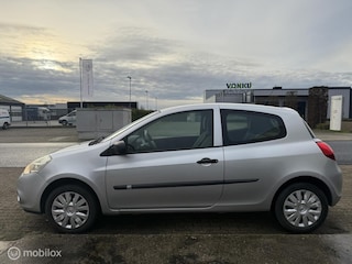 Renault Clio 1.2 Special Line. Airco, Navi, APK, Facelift