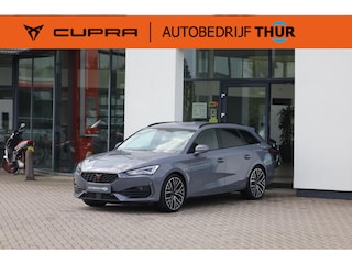Cupra Leon 1.4 e-Hybrid VZ Performance camera wegklapbare trekhaak elektrische achterklep safe & driving XL keyless acces 19" LMV zij airbags achter navigatie klasse III alarm side assist stoel en stuurwiel verwarming ACC dealer onderhouden