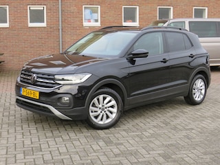 Volkswagen T-Cross 1.0 TSI 95Pk Life * Rijklaarprijs incl. garantie * Trekhaak * Camera * PDC V+A * Led Koplampen * Stoelverw. *