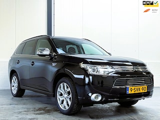 Mitsubishi Outlander 2.0 PHEV instyle Schuifdak|Leder|Trekhaak
