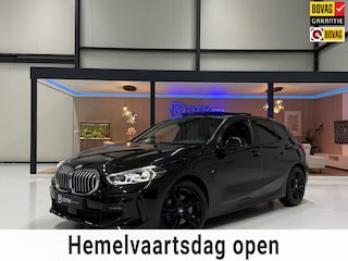 BMW 118i High Exec M Sport Pano Led Acc Camera Navi Carplay Leder Stoel&stuurverw.