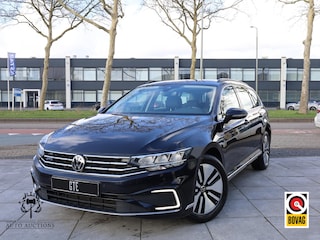 Volkswagen Passat Variant GTE 1.4 TSI PHEV 218PK | Vol Leer | Achteruitrijcamera | Carplay/Android | Massage | Stoelverwarming |