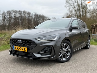 Ford Focus Wagon 1.0 EcoBoost 155 PK Hybrid ST Line Automaat / Camera / Apple CarPlay-Android Auto / Clima / 17" Velgen / PDC /LED