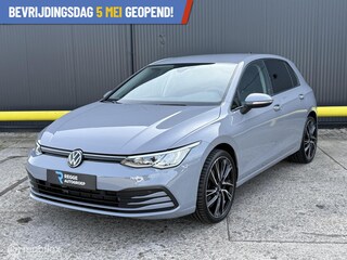 Volkswagen Golf 1.5 eTSI Style Nardo Grijs | Automaat | ACC
