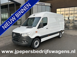 Mercedes-Benz Sprinter 317 CDI L2 H2 Pro Facelift / MBUX / Navigatie / Camera / Cruise control / Airco / 270 Graden achterdeuren