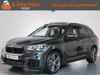 BMW X1 sDrive20i High Executive M-sport, Panoramadak, HUD, Camera, H&K, Memory, Keyless