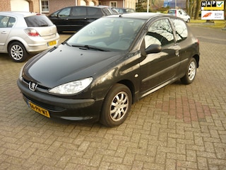 Peugeot 206 1.1 Pop' Art