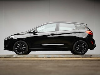 Ford Fiesta 1.1 Sport (APPLE CARPLAY,NAVI,CRUISE,BLACK EDITION,TREKHAAK,DAB,LED,SPORTSTOELEN,NETTE STAAT)