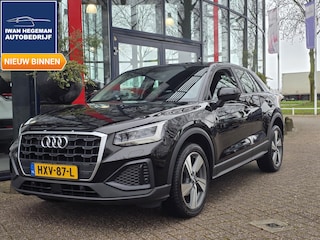 Audi Q2 35 TFSI Business Edition | Panoramadak | Navigatie | PDC voor + achter | LM Velgen | Airconditioning | Stoelverwarming |