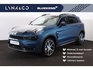 Lynk & Co 01 1.5 - Automaat - Panorama/schuifdak - Adaptieve Cruise control met stuurovername - Infinity Audio by Harman/Kardon - BLIS - Verwarmde voorstoelen & stuur - Adaptieve LED koplampen - Geïntegreerde dashcam voor - Elektr. bedienb. achterklep - Draadloze Apple Carplay & Android Auto - Keyless Entry & drive - 20' LMV