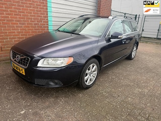 Volvo V70 2.0D 136PK Navi! Leder Bj:2010 NAP