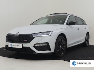 Skoda Octavia Combi RS iV 245pk | Panorama dak | Head up display | Canton audio | Leder/stof bekleding | Dodehoekdetectie | Adaptief cruise control | Navigatie | Stuur+Stoel&bankverwarming | 18"LMV