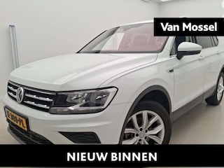 Volkswagen Tiguan 1.5 TSI Comfortline Business 7p. | VERWACHT | NAVIGATIE | STOELVERWARMING | KLIMAATREGELING | PARKEERSENSOREN