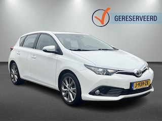 Toyota Auris 1.2T S - Edition