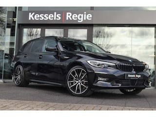 BMW 3-serie Touring 330e xDrive Individual Pano Memory HuD El.Haak Laser 360 ACC Ambient HiFi Keyless 19” Bliss