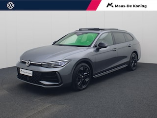 Volkswagen Passat Variant 1.5eHybrid 200kW/272PK R-Line Edition · Panoramadak · Trekhaak · Apple/Android · Garantie t/m 15-07-2030 of 100000km.