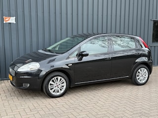 Fiat Punto Grande 1.4 Edizione Lusso NL AUTO!/NAP!/ONDERHOUDEN!/