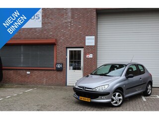 Peugeot 206 1.6-16V XS NAP 2e eigenaar APK