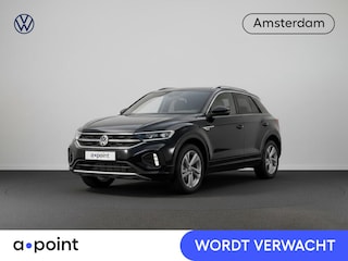 Volkswagen T-Roc 1.5 TSI R-Line 150 PK DSG | Panorama dak | Beat audio | Trekhaak afneembaar | Matrix koplampen |