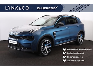 Lynk & Co 01 1.5 - Automaat - Panorama/schuifdak - Adaptieve Cruise control met stuurovername - Infinity Audio by Harman/Kardon - BLIS - Verwarmde voorstoelen & stuur - Adaptieve LED koplampen - Geïntegreerde dashcam voor - Elektr. bedienb. achterklep - Draadloze Apple Carplay & Android Auto - Keyless Entry & drive - 20' LMV