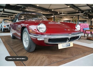 Maserati Mistral 3.5 Spider | 1 of 17 | Swiss Car