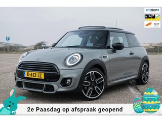Mini Cooper 1.5 Dalston John Cooper Works Edition ORG NL [ Panoramadak Harman Kardon HUD Digital Dash Alcantara ]