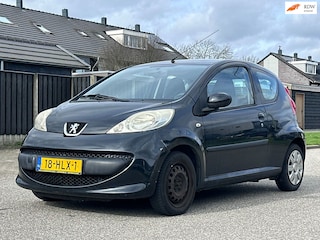 Peugeot 107 1.0-12V XR Airco*NAP*Volle tank*Nieuwe APK*Elektrische ramen*