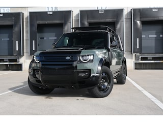Land Rover Defender 110 2.0 P300e 110 Trophy Edition Keswick Green