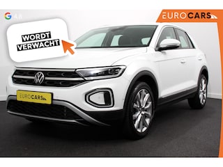Volkswagen T-Roc 1.5 TSI 150pk DSG Style | Navigatie | Apple Carplay/Android Auto | Parkeersensoren | Camera | Adaptive Cruise Control | Park Assist | Stoel- en stuurverwarming | Elektrische achterklep | LED-koplampen