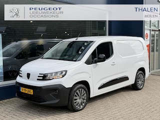 Peugeot Partner 1.5 BlueHDi 130 PK EAT8 Automaat L2 | Lengte 2 | Meest Complete Versie! | BPM-Vrije auto | Trekhaak | Navigatie | 3 -Zits | Stoel- Stuur- & Voorruitverwarming | LED verlichting | Keyless Entry | Camera | Digitale Binnenspiegel | Parkeersensoren | Pack Look | Mistlampen | Apple Carplay / Android Auto |