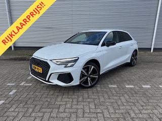 Audi A3 Sportback 40 TFSI e Edition S-line,Leder/Alcantara,Virtueel/Camera,Carplay,Navigatie,Cruisecontrol