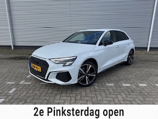 Audi A3 Sportback 40 TFSI e Edition S-line,Leder/Alcantara,Virtueel/Camera,Carplay,Navigatie,Cruisecontrol