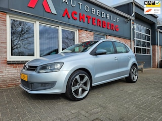 Volkswagen Polo 1.2 TSI Comfortline Trekhaak! Airco! Cruise Control! 5-Deurs! Nette Auto! 6-Versnellingen!