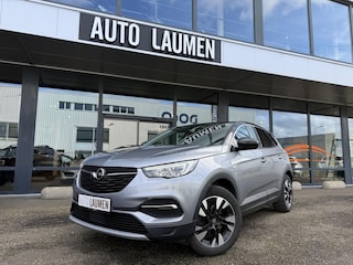 Opel Grandland X 1.2 Turbo Innovation Automaat 18 Inch Navi Camera DAB Carplay Leder Stof Keyless LED Trekhaak Elek. Klep