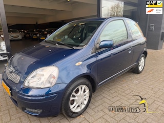 Toyota Yaris 1.3 VVT-i Sol / automaat