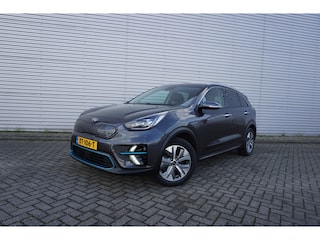 Kia Niro e-Niro ExecutiveLine 64 kWh Climate / Navi / Cruise / Leder / Stoelverw. + koeling / DAB / SOH 94% / NAP
