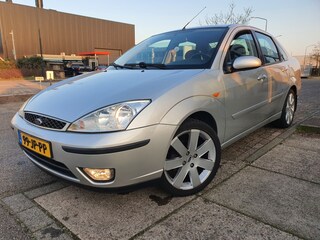 Ford Focus 1.6-16V SEDAN GHIA |AIRCO|APK|NAP|17"
