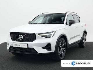 Volvo XC40 T4 Recharge Plus Dark | Harman/Kardon | Elek Stoel | Camera | Keyless | Stoel- & Stuurverwarming | Climate Control