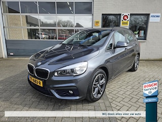 BMW 2-serie Tourer (f45) 220i Sport High Executive Automaat